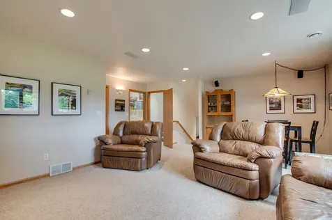 463 42nd Avenue S Moorhead MN 56560