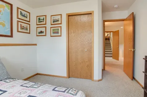 463 42nd Avenue S Moorhead MN 56560