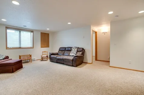 463 42nd Avenue S Moorhead MN 56560