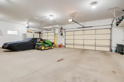 463 42nd Avenue S Moorhead MN 56560