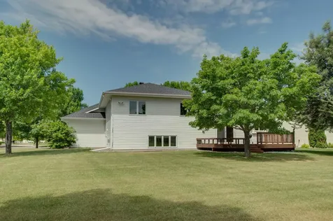 463 42nd Avenue S Moorhead MN 56560