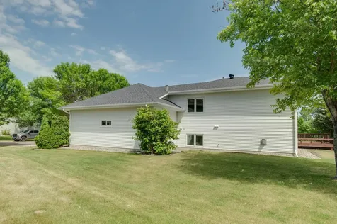 463 42nd Avenue S Moorhead MN 56560