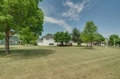 463 42nd Avenue S Moorhead MN 56560