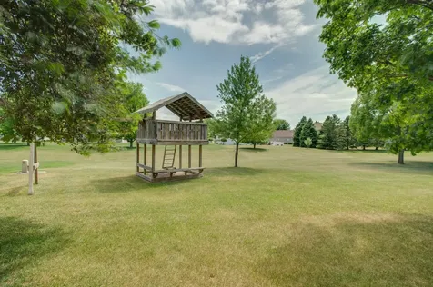 463 42nd Avenue S Moorhead MN 56560