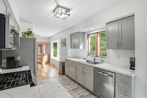 13224 Taylor Place Burnsville MN 55337