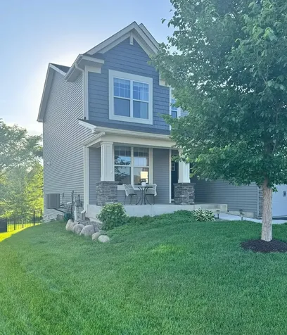 1562 Edgebrook Lane Carver MN 55315
