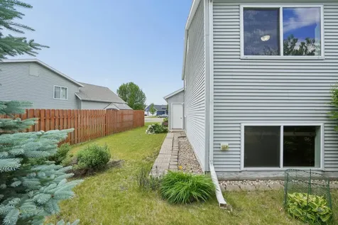 1719 Huntington Court West Fargo ND 58078