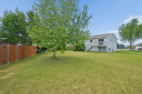 1719 Huntington Court West Fargo ND 58078