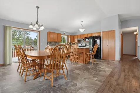 1719 Huntington Court West Fargo ND 58078