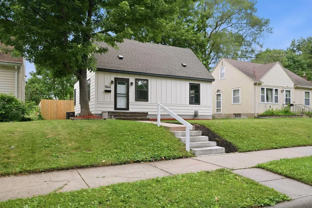 5544 32nd Avenue S Minneapolis MN 55417