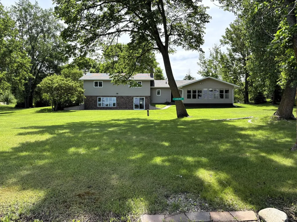 10928 E Lake Ida Lane Lake Park MN 56554