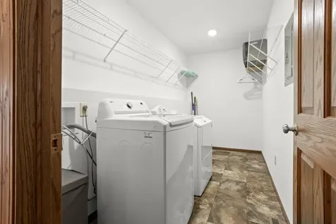 606 3 Street E Horace ND 58047