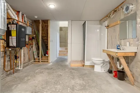 606 3 Street E Horace ND 58047