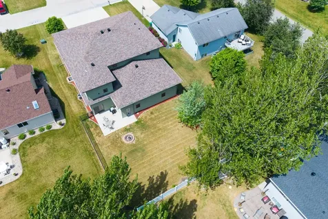 606 3 Street E Horace ND 58047