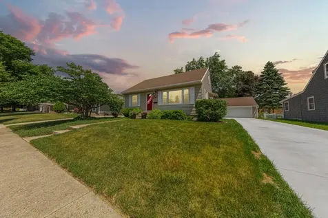1512 10th Avenue NE Rochester MN 55906