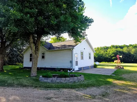 1760 110th Avenue Pipestone MN 56164