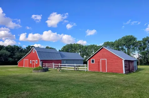 1760 110th Avenue Pipestone MN 56164