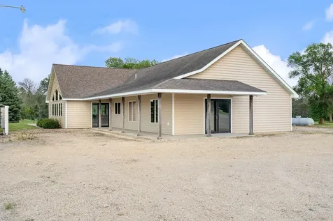 3700 11th Place NE Austin MN 55912