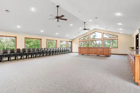 3700 11th Place NE Austin MN 55912