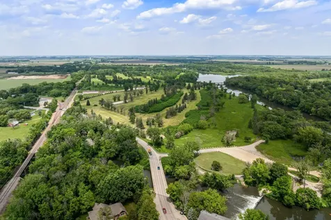 3700 11th Place NE Austin MN 55912