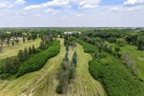 3700 11th Place NE Austin MN 55912