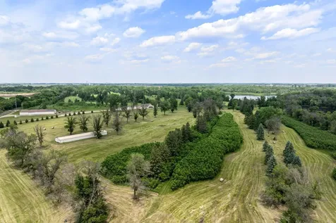 3700 11th Place NE Austin MN 55912