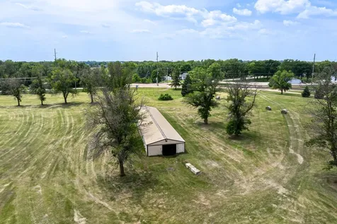 3700 11th Place NE Austin MN 55912