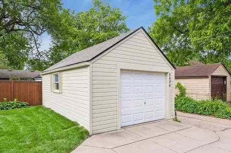 5604 Bloomington Avenue Minneapolis MN 55417