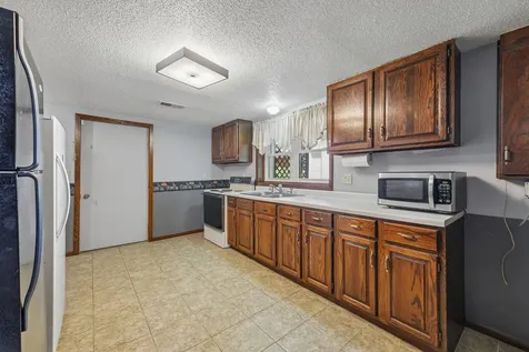 118 4th Avenue NE Lonsdale MN 55046