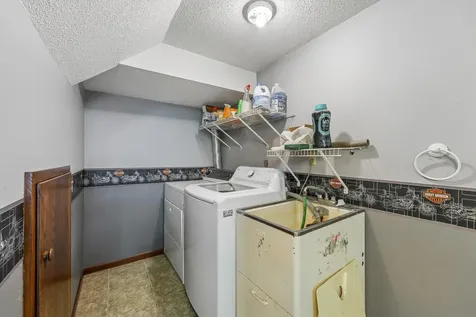 118 4th Avenue NE Lonsdale MN 55046
