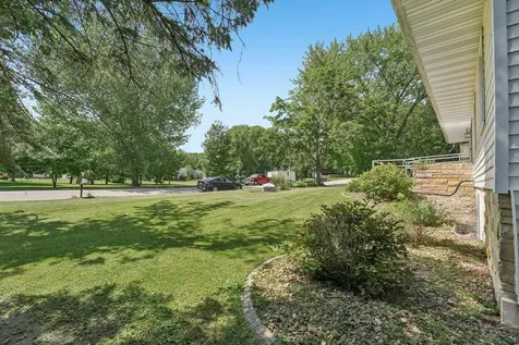 118 4th Avenue NE Lonsdale MN 55046
