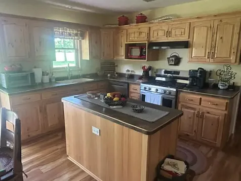 30873 Harris Town Road Grand Rapids MN 55744