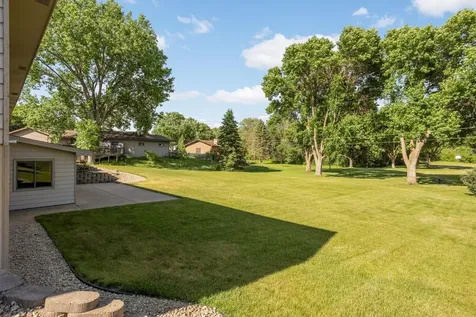 112 Mayo Drive Burnsville MN 55337