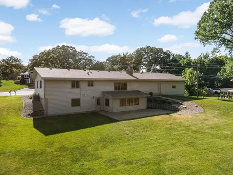 112 Mayo Drive Burnsville MN 55337