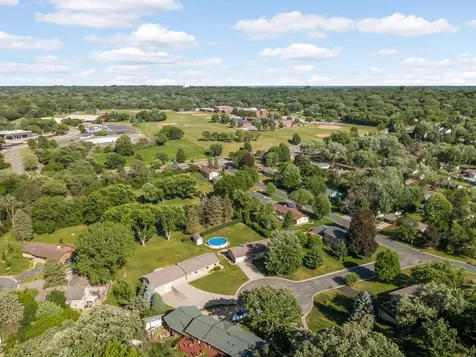 112 Mayo Drive Burnsville MN 55337