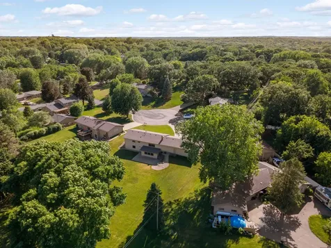 112 Mayo Drive Burnsville MN 55337