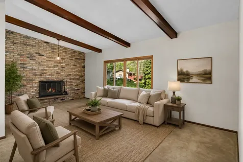 112 Mayo Drive Burnsville MN 55337