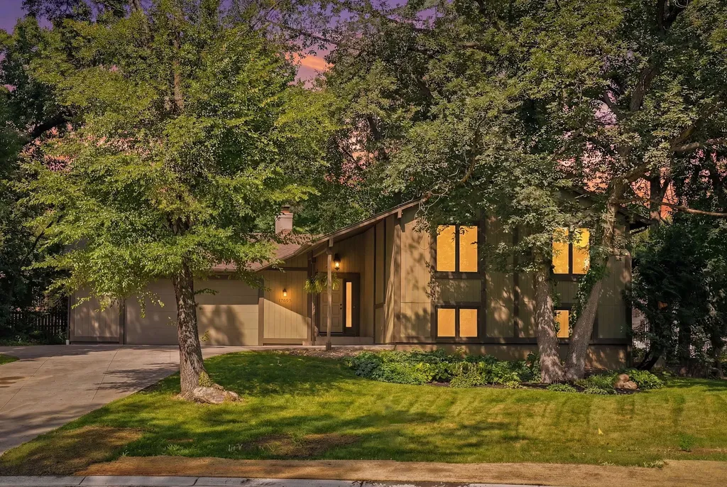 17695 Italy Path Lakeville MN 55044