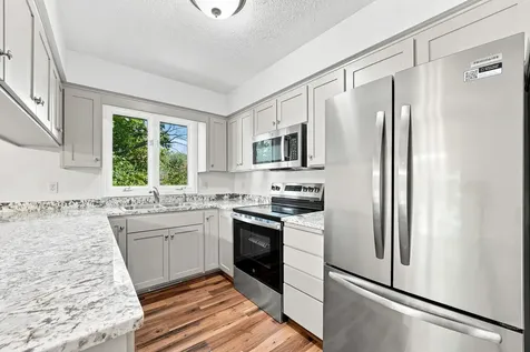 17695 Italy Path Lakeville MN 55044