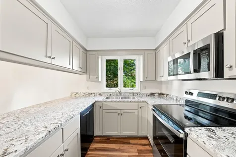17695 Italy Path Lakeville MN 55044
