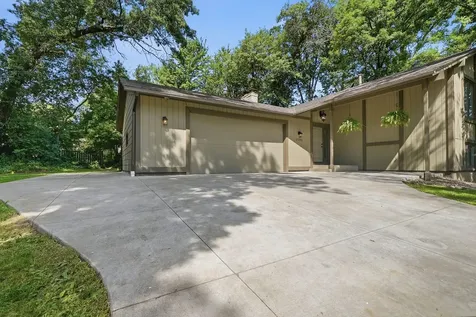 17695 Italy Path Lakeville MN 55044