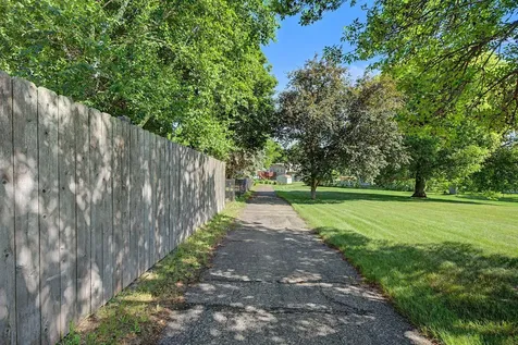 11120 Hampshire Court E Champlin MN 55316