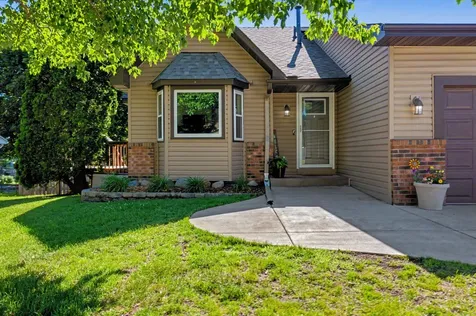 11120 Hampshire Court E Champlin MN 55316