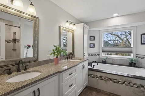 3308 Wild Horse Pass NW Prior Lake MN 55372