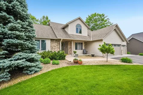 1066 Cripple Creek Pass Lino Lakes MN 55038