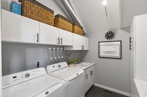 10984 Jackson Drive Eden Prairie MN 55347
