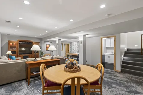 10984 Jackson Drive Eden Prairie MN 55347
