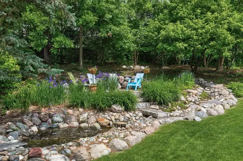 10984 Jackson Drive Eden Prairie MN 55347