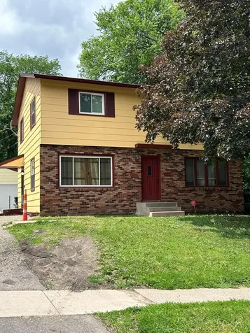 331-333 S Mcknight Road Saint Paul MN 55119