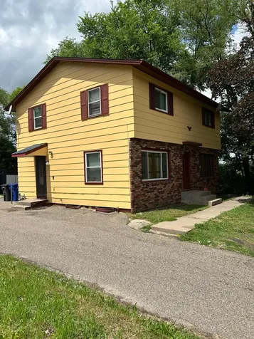 331-333 S Mcknight Road Saint Paul MN 55119